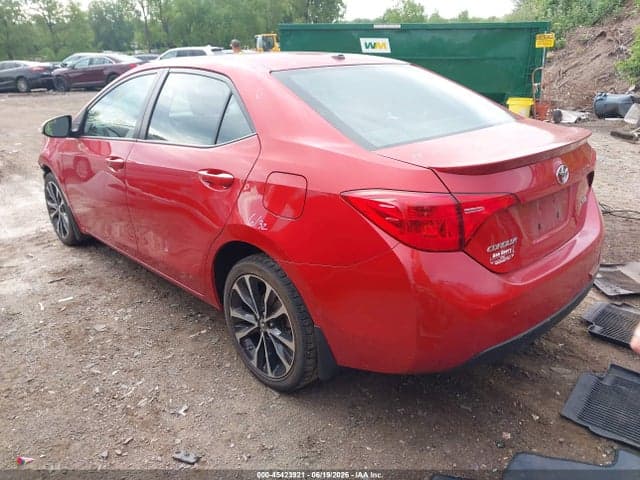 2018 TOYOTA COROLLA XSE 3
