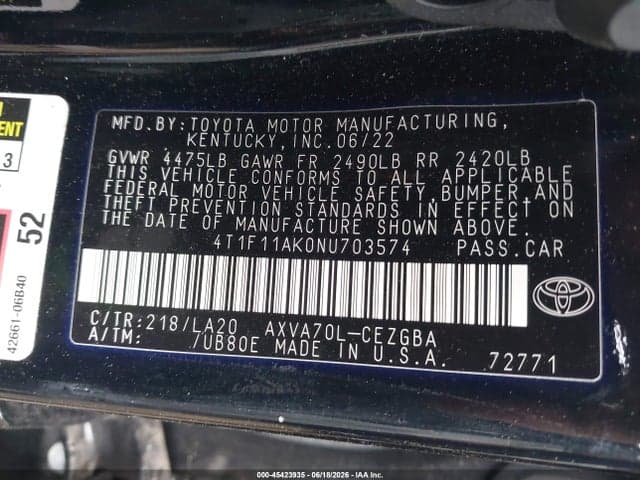 2022 TOYOTA CAMRY XLE 9