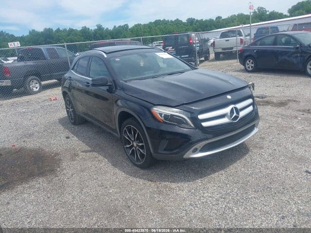 2015 MERCEDES-BENZ GLA 250