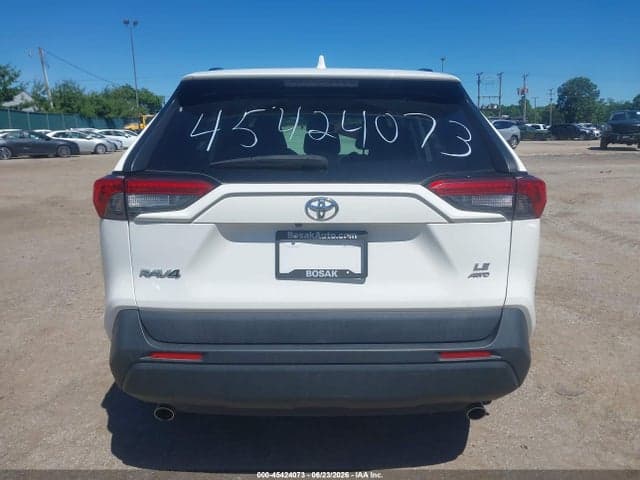 2019 TOYOTA RAV4 LE 16