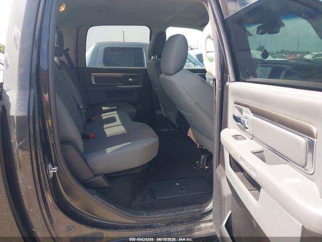 2018 RAM 1500 SLT 8