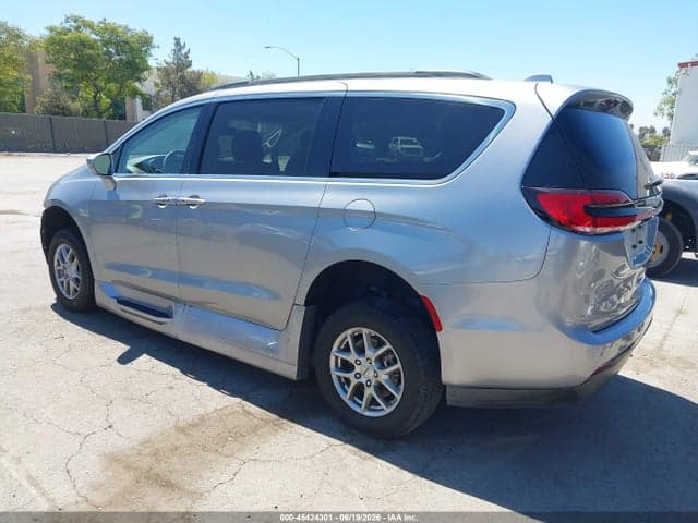2021 CHRYSLER PACIFICA TOURING 3