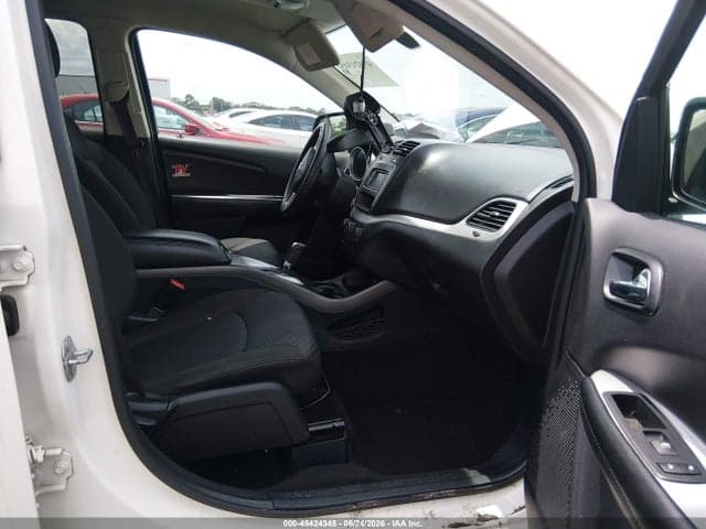 2019 DODGE JOURNEY SE 5