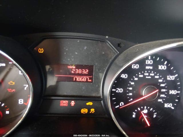 2016 KIA SEDONA LX 7