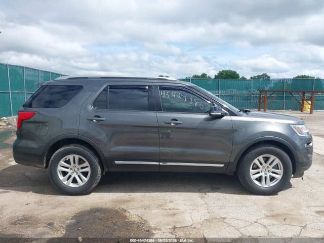 2018 FORD EXPLORER XLT 13