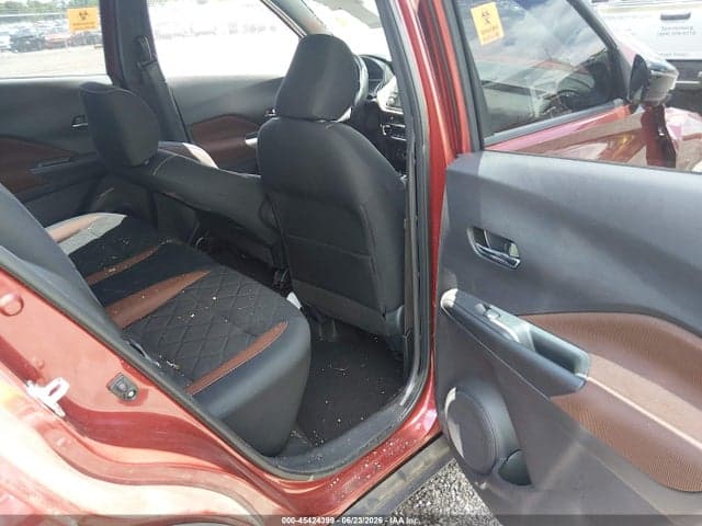 2019 NISSAN KICKS SR 8