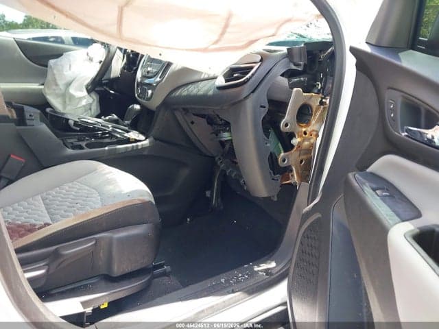 2020 CHEVROLET EQUINOX FWD LS 5