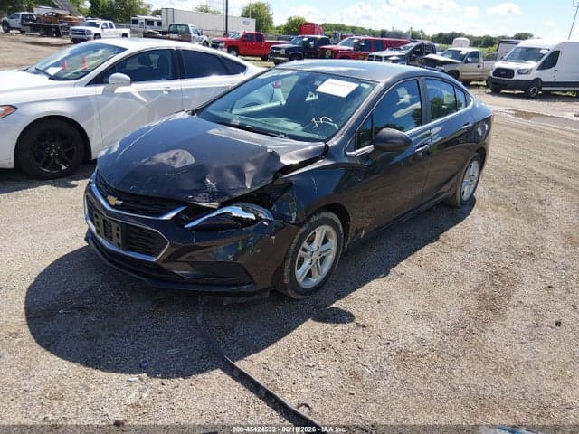2017 CHEVROLET CRUZE LT AUTO 2