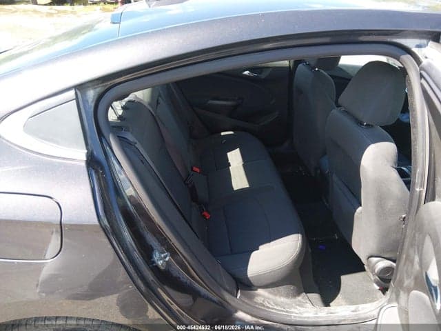 2017 CHEVROLET CRUZE LT AUTO 8