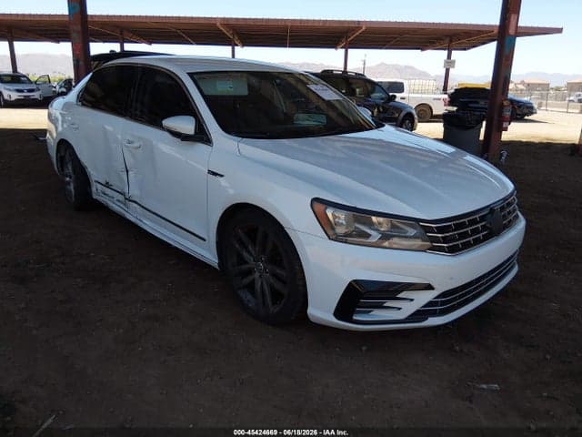 2017 VOLKSWAGEN PASSAT 1.8T R-LINE