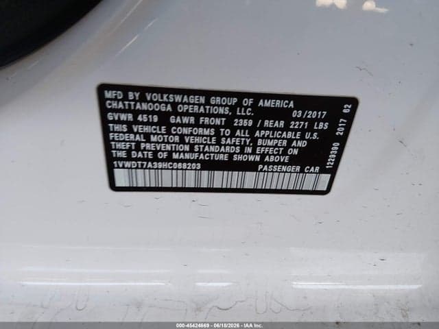 2017 VOLKSWAGEN PASSAT 1.8T R-LINE 9