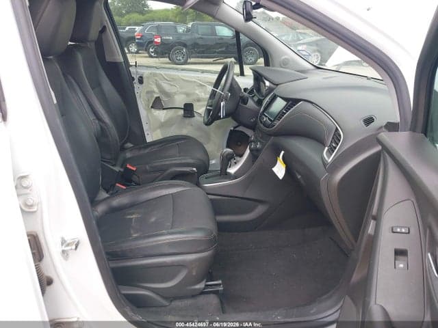 2017 CHEVROLET TRAX LT 5