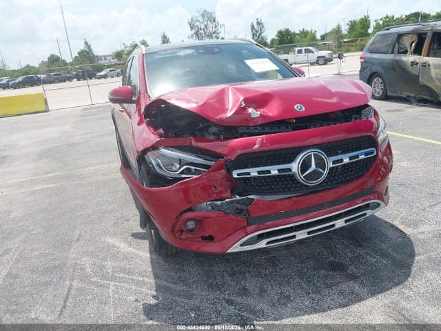 2021 MERCEDES-BENZ GLA 250 6