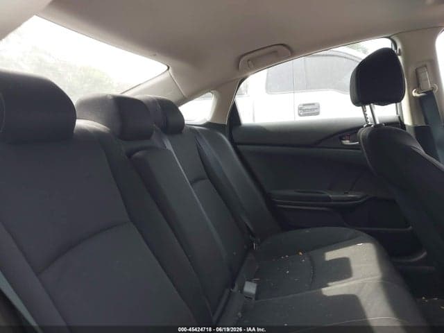 2018 HONDA CIVIC EX 8