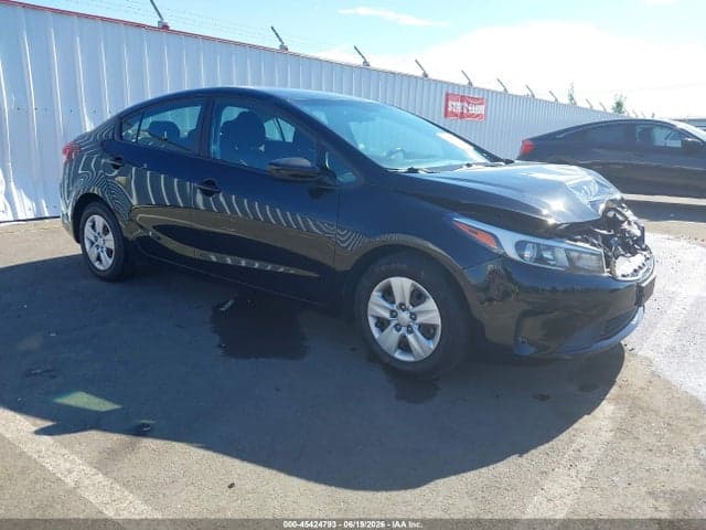 2017 KIA FORTE LX 1