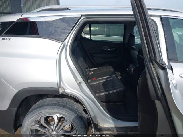 2021 GMC TERRAIN AWD SLT 8