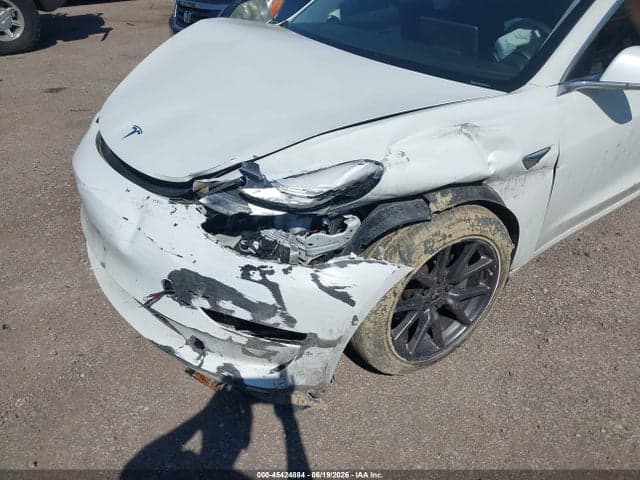 2020 TESLA MODEL 3 6