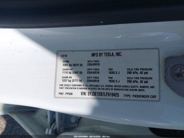 2020 TESLA MODEL 3 9