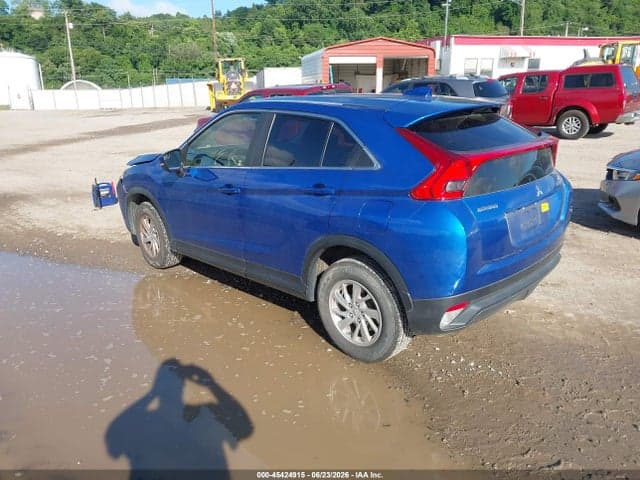 2019 MITSUBISHI ECLIPSE CROSS 3