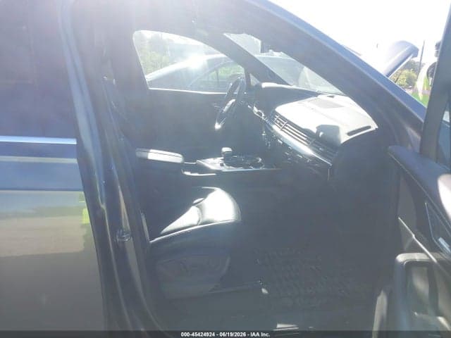 2017 AUDI Q7 3.0T PREMIUM 5