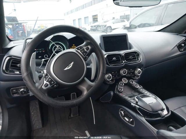 2020 ASTON MARTIN VANTAGE 21