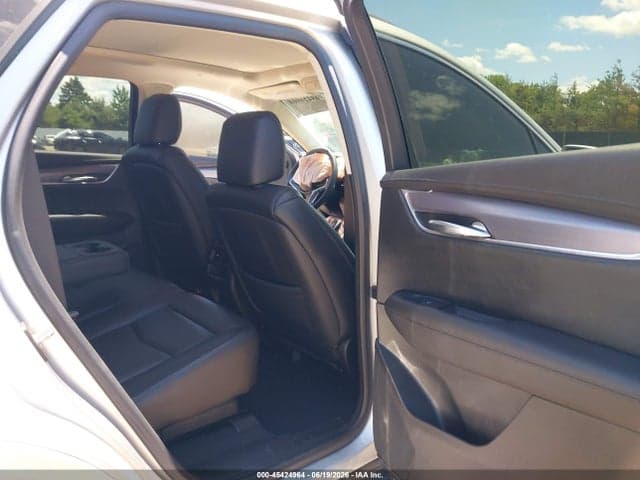2018 CADILLAC XT5 LUXURY 8