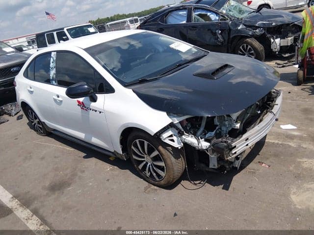 2024 TOYOTA COROLLA LE 1