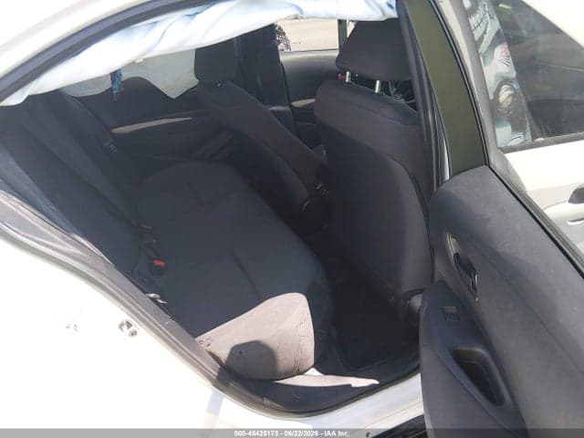 2024 TOYOTA COROLLA LE 8