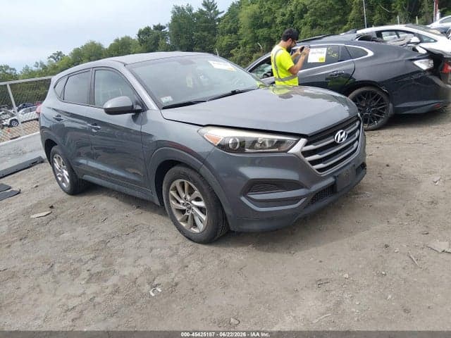 2017 HYUNDAI TUCSON SE - 1