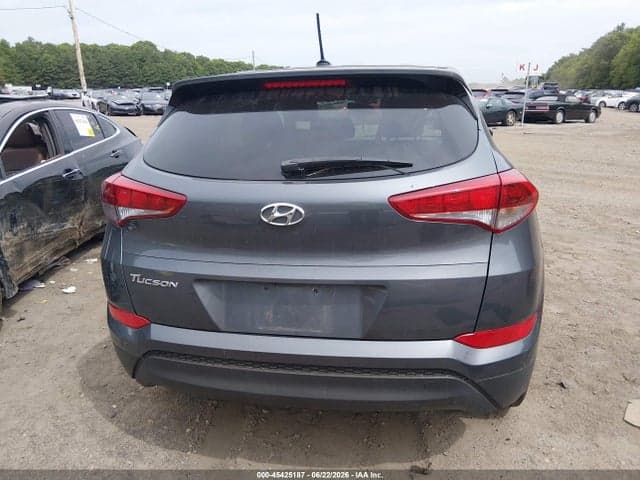 2017 HYUNDAI TUCSON SE 17