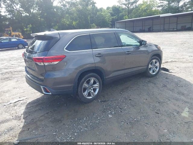 2018 TOYOTA HIGHLANDER LIMITED 4