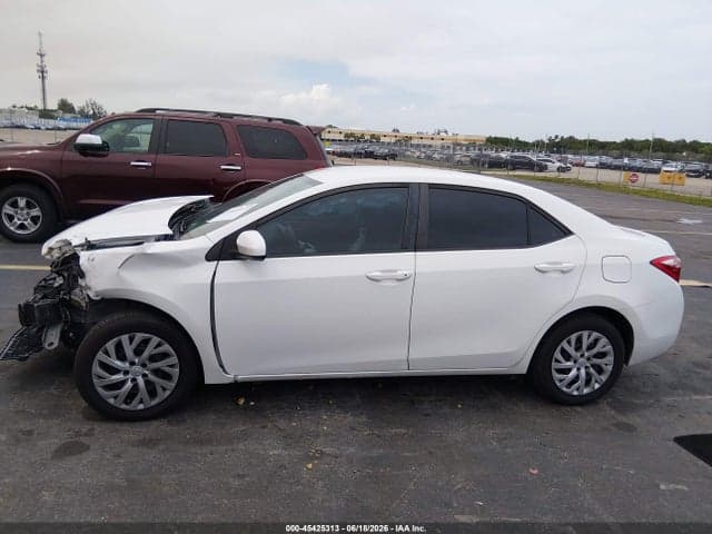 2019 TOYOTA COROLLA LE 15