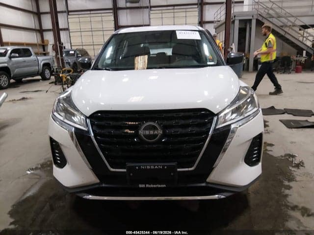 2024 NISSAN KICKS S XTRONIC CVT 12