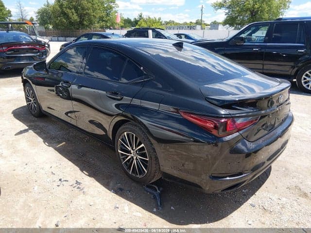 2024 LEXUS ES 350 3