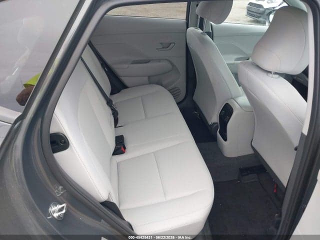 2024 HYUNDAI KONA SEL 8
