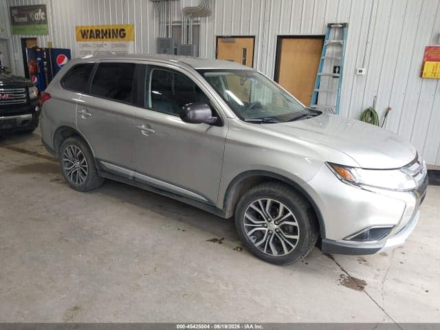 2018 MITSUBISHI OUTLANDER ES