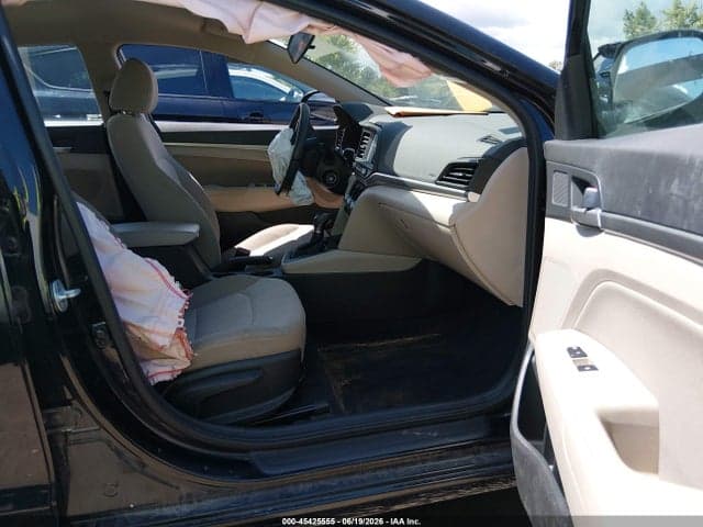 2020 HYUNDAI ELANTRA SEL 5