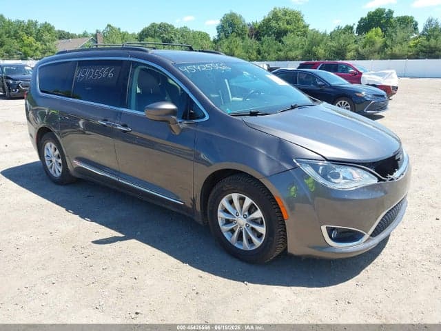 2017 CHRYSLER PACIFICA TOURING-L 1