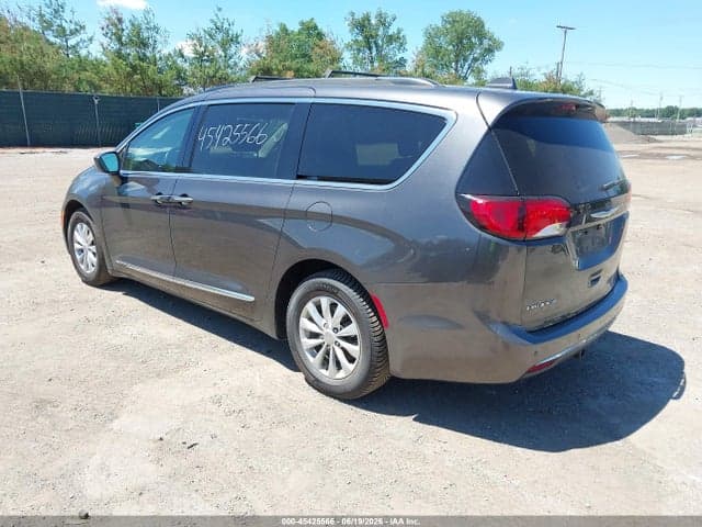 2017 CHRYSLER PACIFICA TOURING-L 3