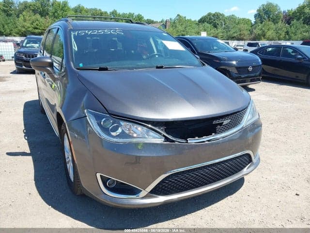 2017 CHRYSLER PACIFICA TOURING-L 6