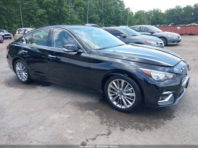 2023 INFINITI Q50 LUXE