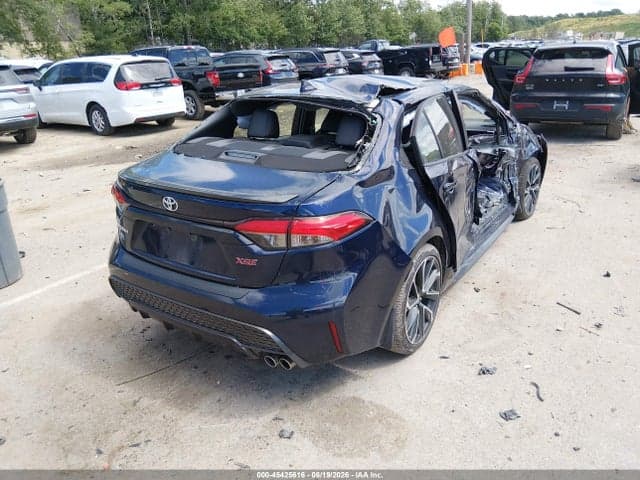 2020 TOYOTA COROLLA XSE 4