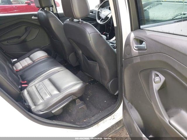 2017 FORD ESCAPE TITANIUM 8