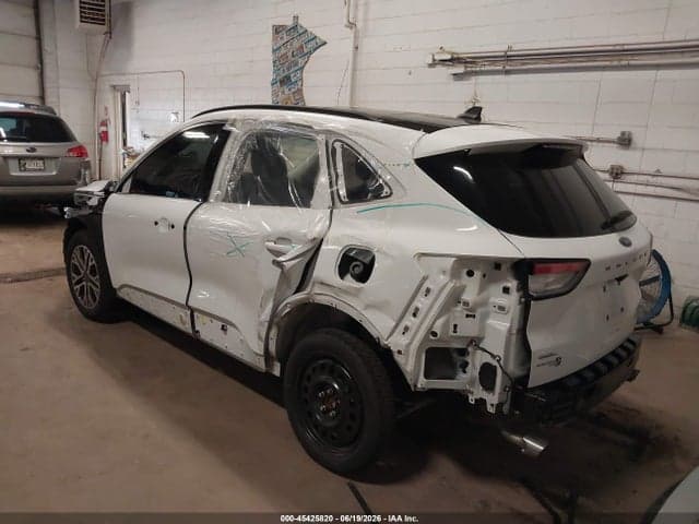 2022 FORD ESCAPE SEL 3