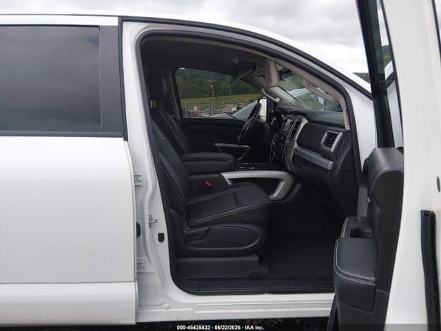 2018 NISSAN TITAN PRO-4X 5