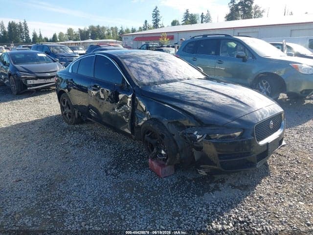 2017 JAGUAR XE 25T