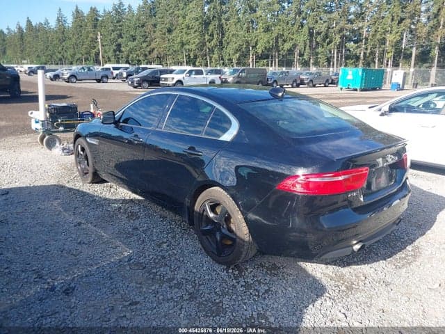 2017 JAGUAR XE 25T 3