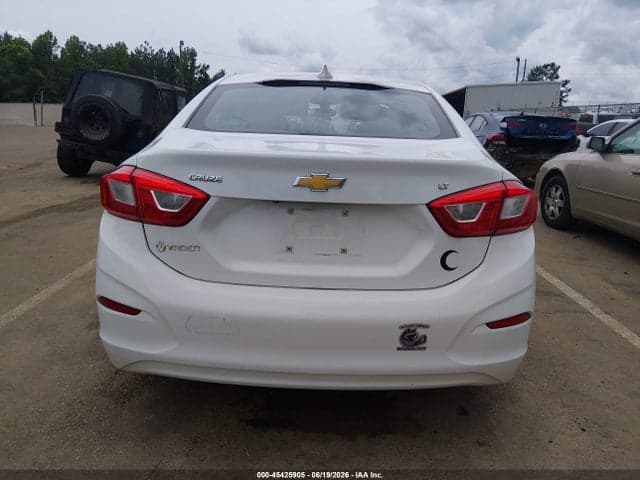 2017 CHEVROLET CRUZE LT AUTO 17