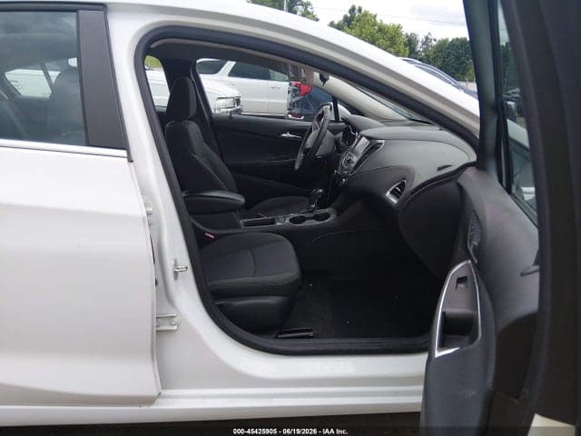 2017 CHEVROLET CRUZE LT AUTO 5