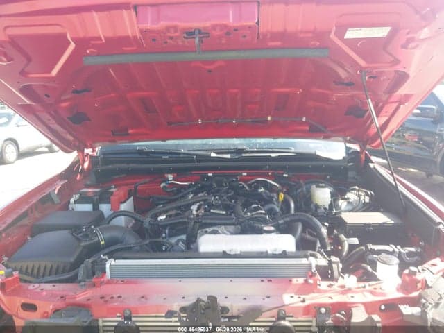 2025 TOYOTA 4RUNNER SR5 10